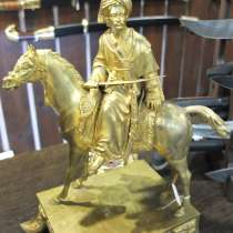 Бронзовая статуэтка Араб на коне, бронза, золочение старинна, в Ставрополе