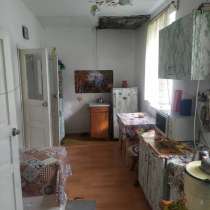 37 м², 3 комнаты, Старый ремонт С мебелью, Кухонная мебель, в г.Бишкек
