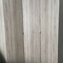 Продаются 2 шкафа по 3 секции, в Москве