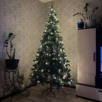 Елочка искусственная, в Балашове