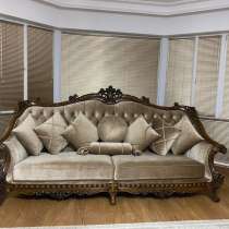 Диван с двумя креслами, в Буйнакске