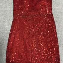 Платье женское размер 42, в Комсомольске-на-Амуре