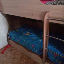 Двухяростную кровать, в Саратове