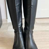 Женские сапоги, в Отрадном