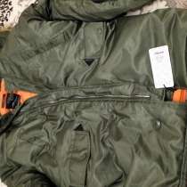 Продам мужскую зимнюю куртку новую недорого, в Боровске