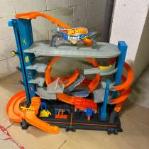 Hot wheels ultimate garag ftb69, в Томилино