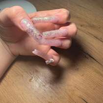 Ищу модель на наращивание ногтей, в Южно-Сахалинске
