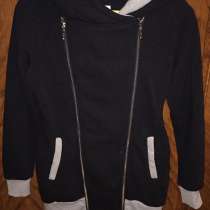 Кенгуру женское, в Санкт-Петербурге