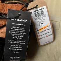 Обувь, в Москве