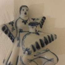 Гжель, в Москве