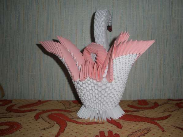 Лебедь. Модульное 3D оригами в Москве фото 3