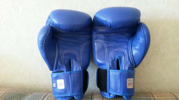 Продаются новые боксерские перчатки Raja. Нат. кожа 16 унций в Курске