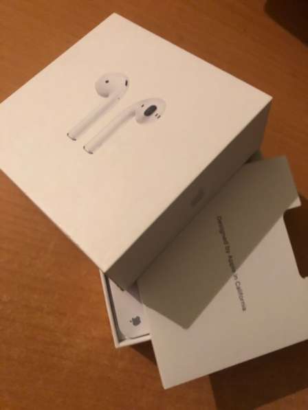 Наушник airpods 1-го поколения в Москве