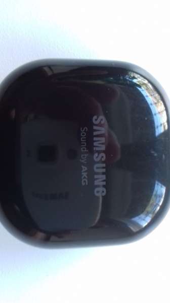 Samsung galaxy burds live