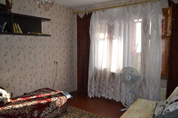 Продается 4-х комнатная квартира в спальном районе в Севастополе фото 3