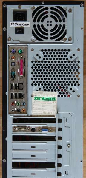 Старенький, но полностью рабочий системный блок в Красноярске фото 4