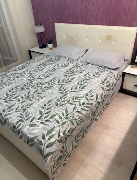 Продам кровать б/у 160х200 см