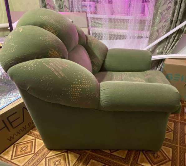 Продаю две кресло раскладное. По2500руб в Оренбурге