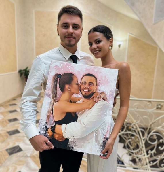 Портрет на холсте