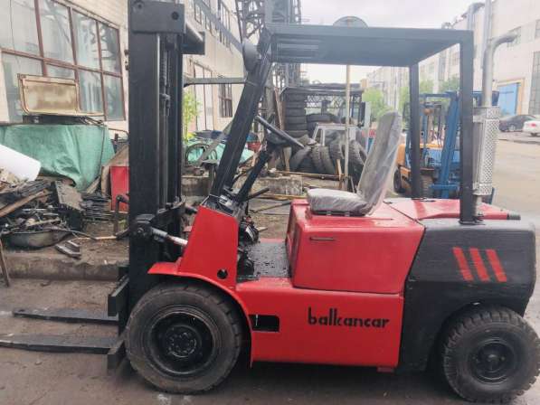 Вилочный погрузчик Болгарский автопогрузчик Балканкар дизель в Москве фото 3