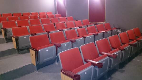 Кинотеатральные кресла