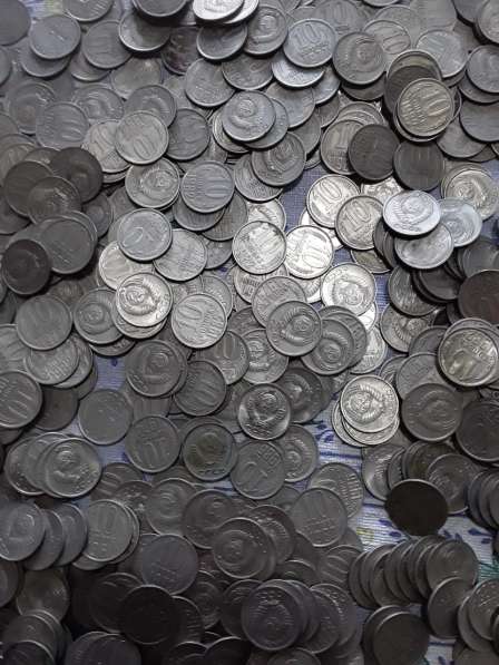 Продам 1700 штук монет советского периода разных достоинств