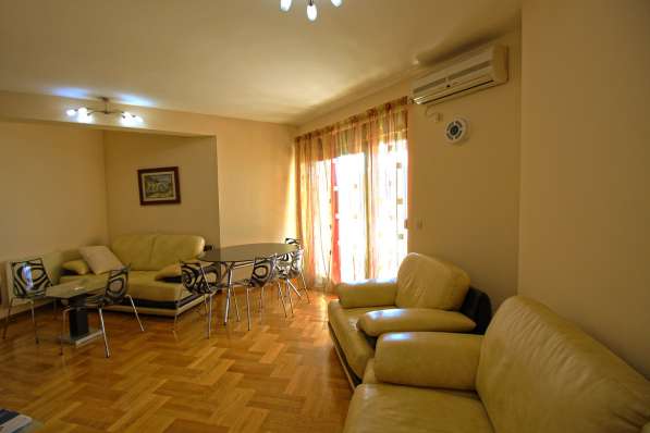 Четырехкомнатная квартира в Бар Черногория у моря в фото 20