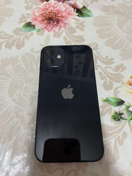 Iphone 12, в отличном состояний