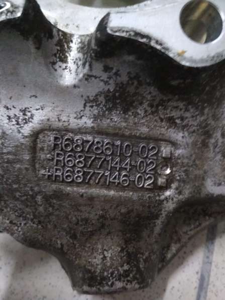 Кулак поворотный BMW 330i) в Москве фото 6