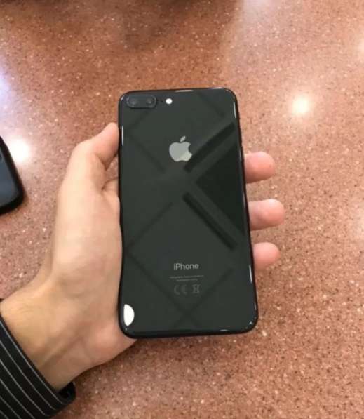 Apple iPhone 8 Plus 64GB