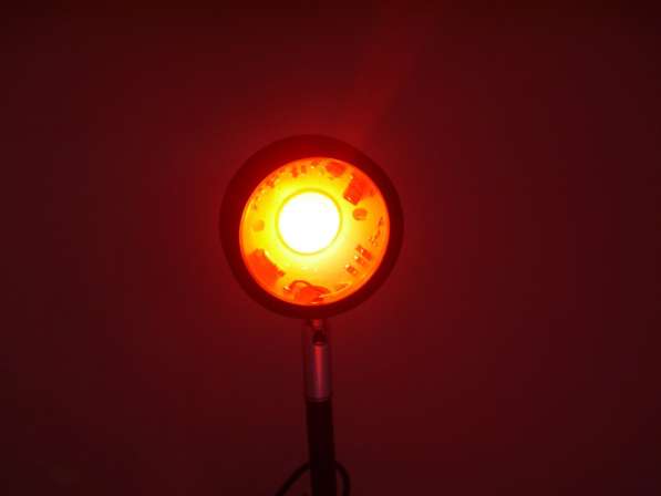 Лампа LED для селфи еффект солнца RGB + пульт (F-20) 23см в фото 6