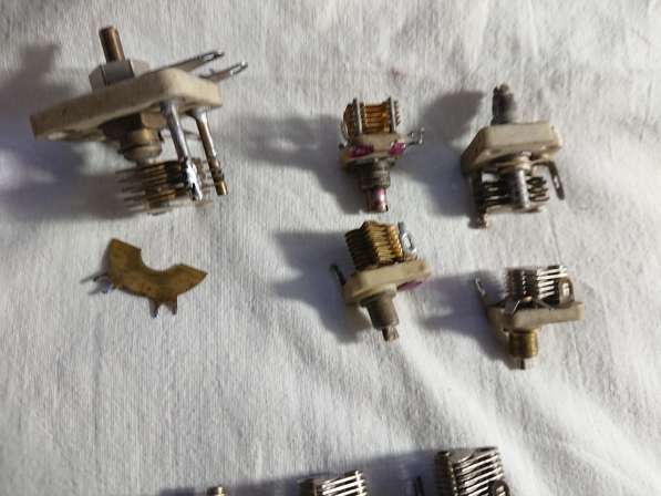 Конденсаторы подстроечные с воздушным диэлектриком в Челябинске фото 15