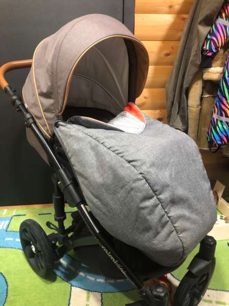 Коляска Mimi tutis