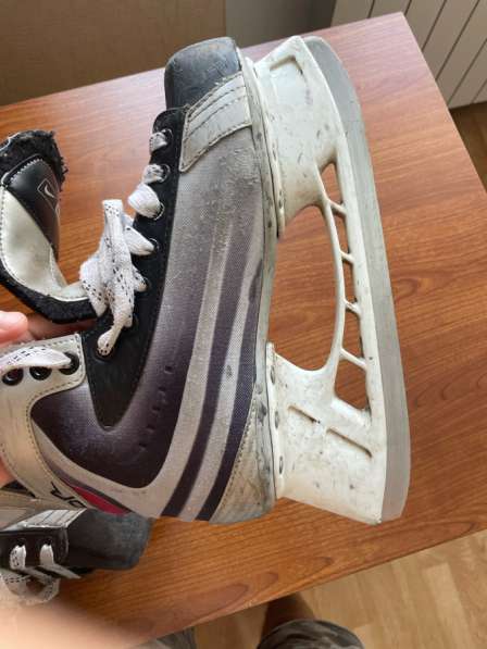 Продам коньки Bauer в Уссурийске