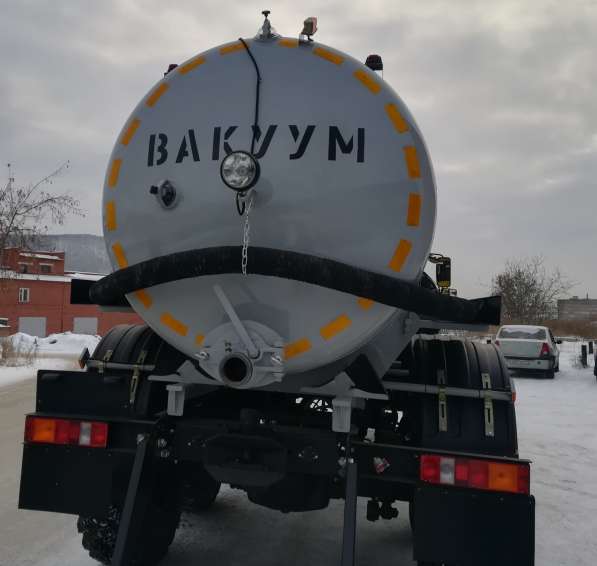 Машина Вакуумная мв-10 на шасси урал (2019 г. в.) в Якутске