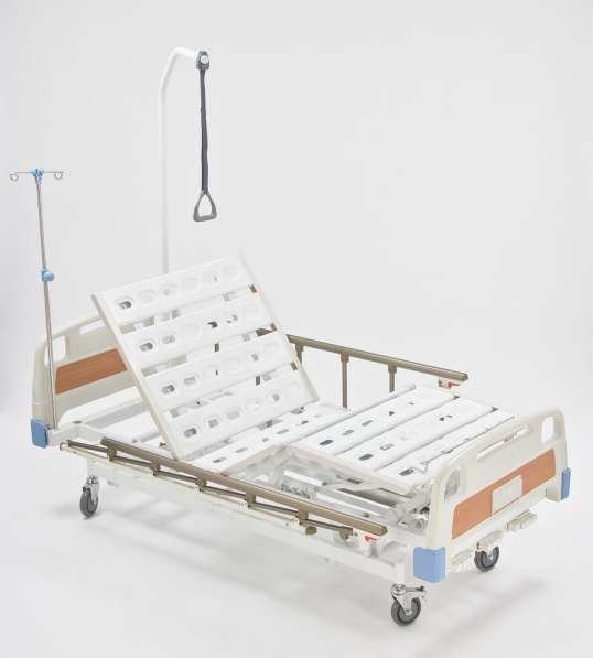 Продам кровать медицинскую, кресло-коляску инвалидное в Петрозаводске фото 3