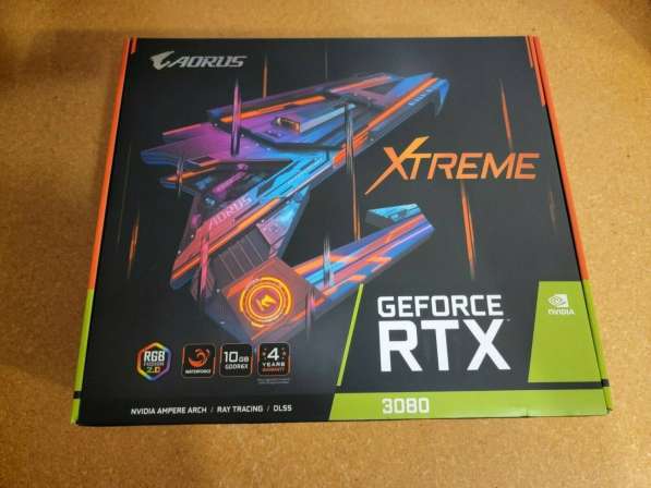 Игровая видеокарта GIGABYTE AORUS GeForce RTX 3080 XTREME