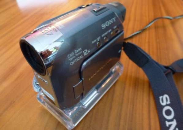 Видеокамера Sony DCR-HC42E сделано в Японии