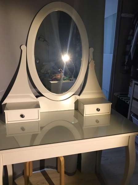 Туалетный столик с зеркалом ХЕМНЭС IKEA