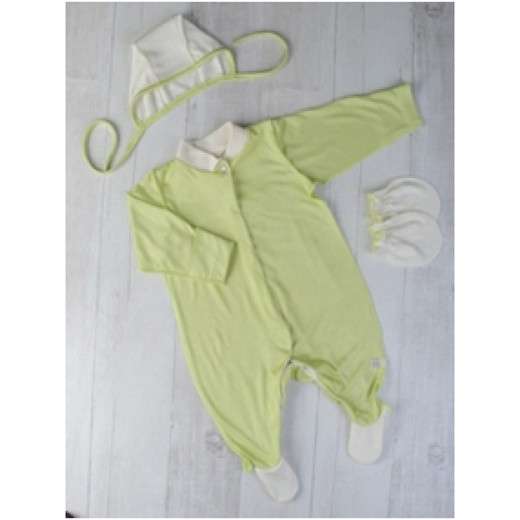 Одежда для новорождённых (боди, ползунки, распашонки, кофты) в 