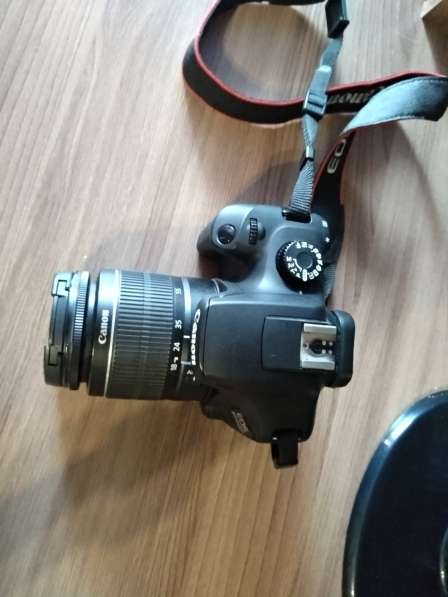 Canon EOS 4000D EF-S 18-55 III Kit в фото 4