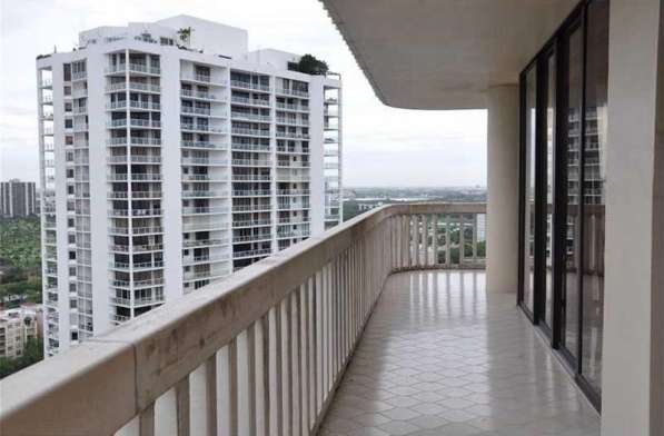 Угловая квартира на 22-м этаже с панорамными видами в фото 8