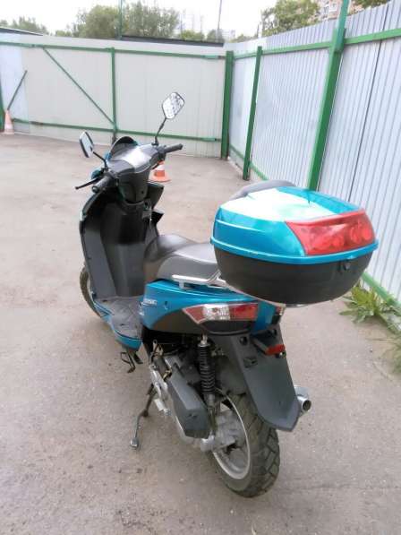 Продам скутер в Москве