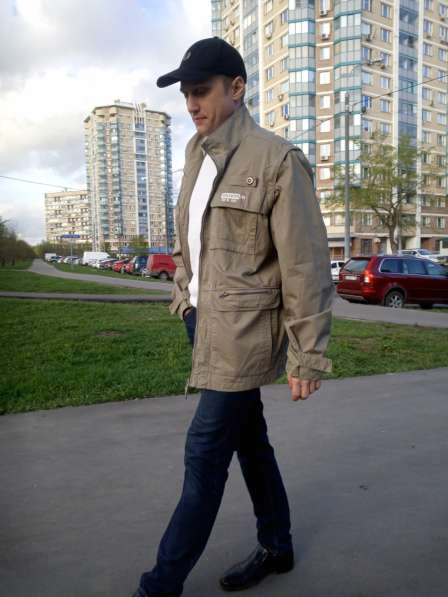 Куртка мужская / безрукавка в Москве фото 19