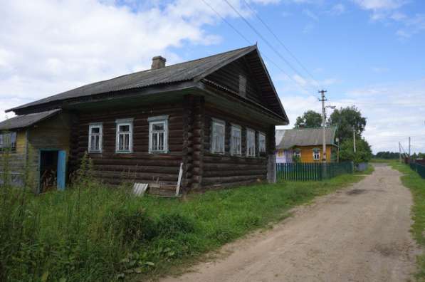 Дом в жилой деревне на берегу Волги в Мышкине фото 16