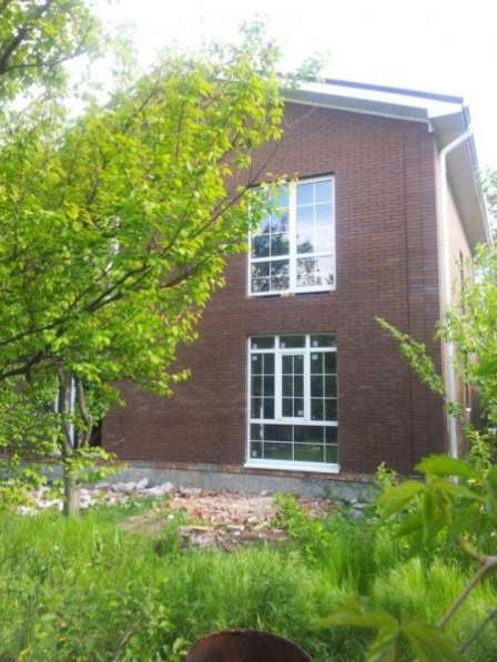 Продам дом в Ростов-на-Дону.Жилая площадь 200 кв.м.