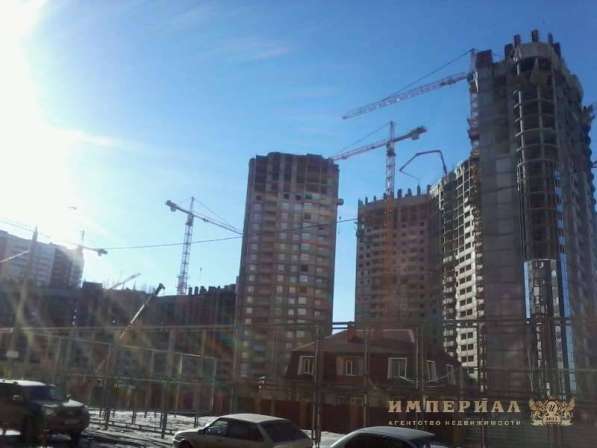 Продам трехкомнатную квартиру в г.Самара.Жилая площадь 96,10 кв.м.Этаж 23.Есть Балкон. в Самаре