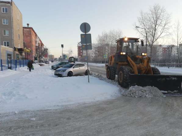 Уборка снега, вывоз снега в Екатеринбурге фото 10