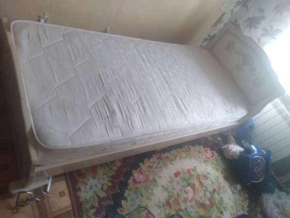 Кровать 2,05см×95см