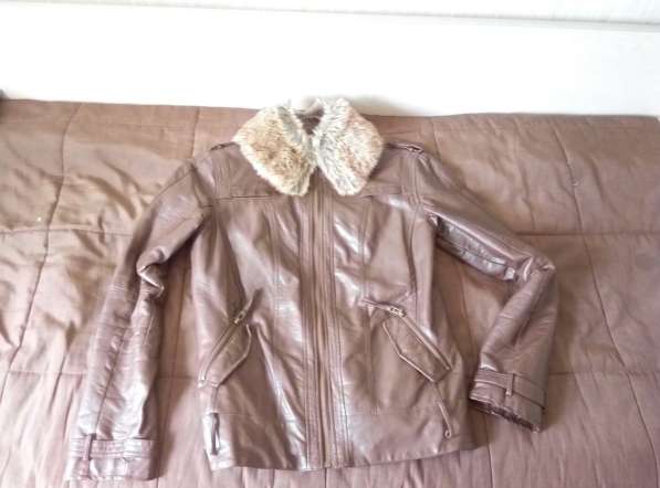 Женская куртка в Черногорске фото 3